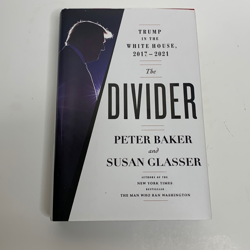Book | Hardcover The DIVIDER Trump in the Whitehouse, 2017-2021 | Political
